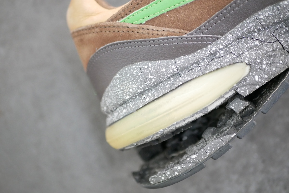 ソール剥がれ修理