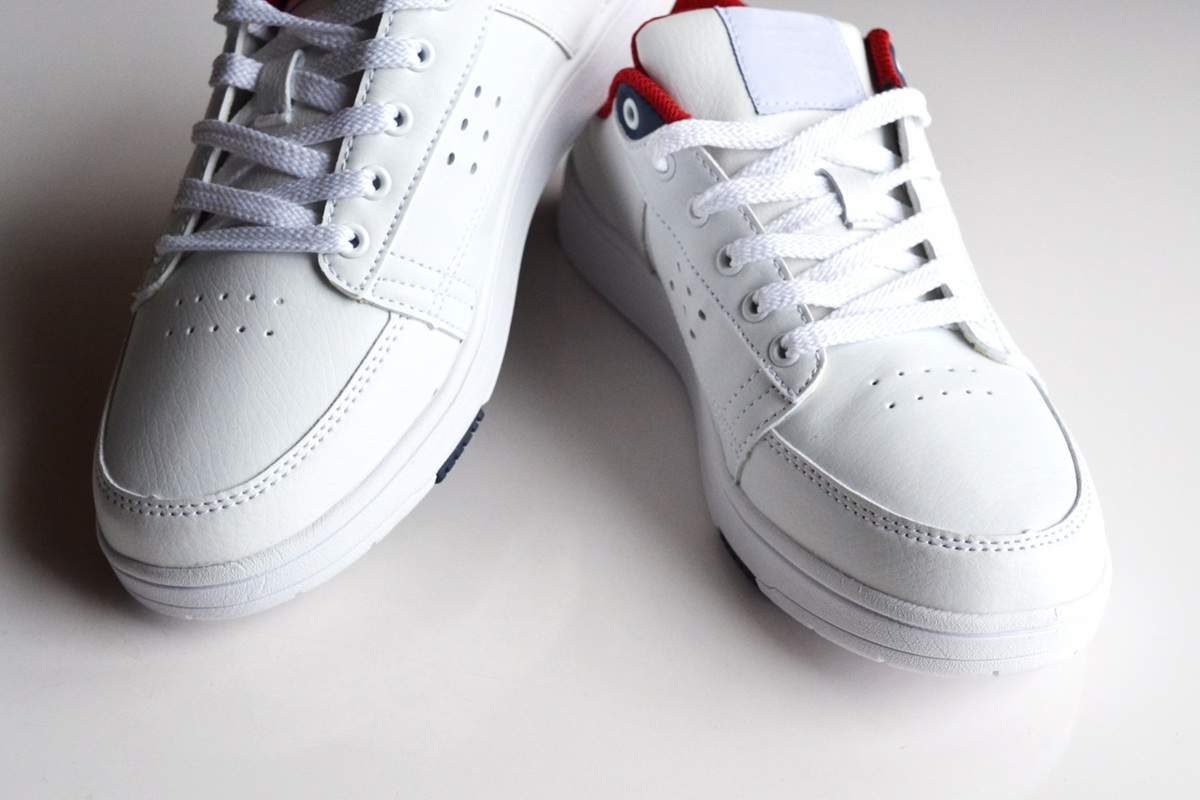 スニーカー修理