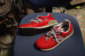 靴修理ブログ】New Balance 574 加水分解修理｜ウェッジヒール部分交換で蘇る愛着の一足