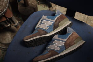 【New Balance US574｜ウェッジヒールの加水分解修理】お気に入りの一足を、もう一度よみがえらせる方法