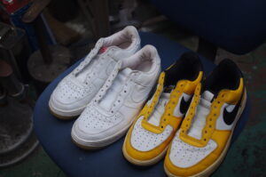 【NIKE エアフォース1の加水分解修理｜ソール内部のクッション材交換のすべて】
